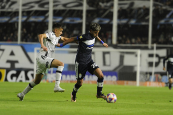 Santiago del Estero, Argentina.- In the photos taken on June 21, 2023, during the match between Central Córdoba and Gimnasia y Esgrima La Plata in a match valid for the 21st. date of the Professional Football League, at the Alfredo Terrera stadium, in the province of Santiago del Estero. Central Córdoba and Gimnasia tied without goals. The "Ferroviario" is located on the 17th. place with 25 points and added their second goalless draw in a row. Gimnasia, meanwhile, is located in the 15th. position with 26 points, and continues to add, since they had just beaten Huracán 1-0 on the last date.