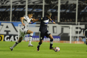 Santiago del Estero, Argentina.- In the photos taken on June 21, 2023, during the match between Central Córdoba and Gimnasia y Esgrima La Plata in a match valid for the 21st. date of the Professional Football League, at the Alfredo Terrera stadium, in the province of Santiago del Estero. Central Córdoba and Gimnasia tied without goals. The "Ferroviario" is located on the 17th. place with 25 points and added their second goalless draw in a row. Gimnasia, meanwhile, is located in the 15th. position with 26 points, and continues to add, since they had just beaten Huracán 1-0 on the last date.