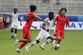 Santiago del Estero, Argentina.- In the photos taken on June 4, 2023, during the match between South Korea and Nigeria for the quarterfinals of the U-20 World Cup at the Único Madre de Ciudades Stadium. South Korea, with a goal from center-back Choi Seokhyun in the first part of extra time, beat Nigeria 1-0 on Sunday and will face Italy for a place in the World Cup final.