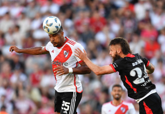 Buenos Aires, Argentina.- In the photos taken on November 26, 2023, during the match between River Plate and Instituto at the Libertadores de América stadium in the first phase of the Professional League Cup. River tied without goals against Instituto and came in second place in Zone A.